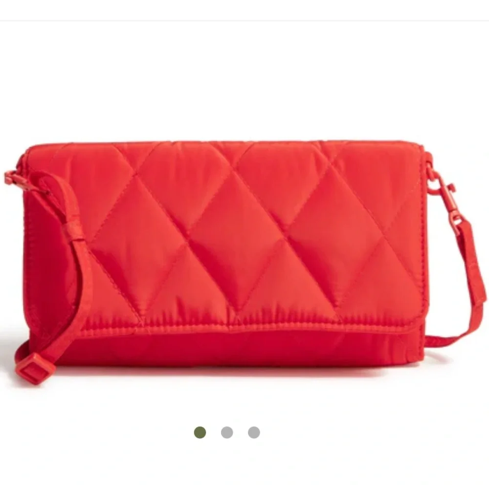 NWT Vera Bradley Quilted Goji Berry Red Wallet Crossbody.  Ultralight fabric.